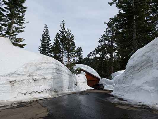Winter Snowbanks, Feb 2017
